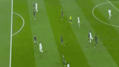 中国U队与韩国U队半场激战，李镇全、刘小龙频现险情