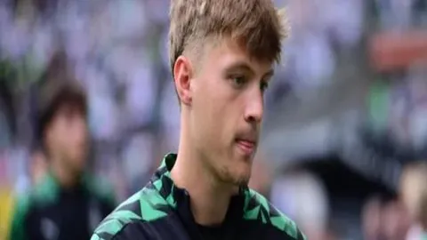 “马拉松独家瞬间曝光：摄影师深度解读三则照片”